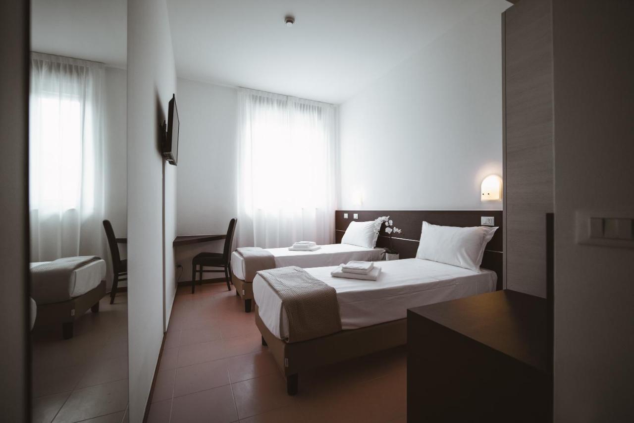 Albergo Commercio Palmanova Dış mekan fotoğraf
